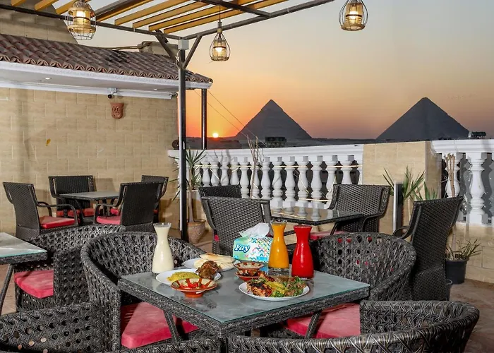 Pyramids Inn Hotel