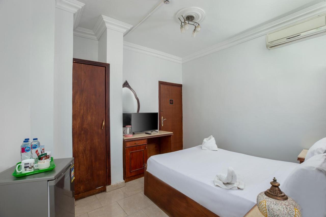 Pyramids Motel Kafrat al Jabal